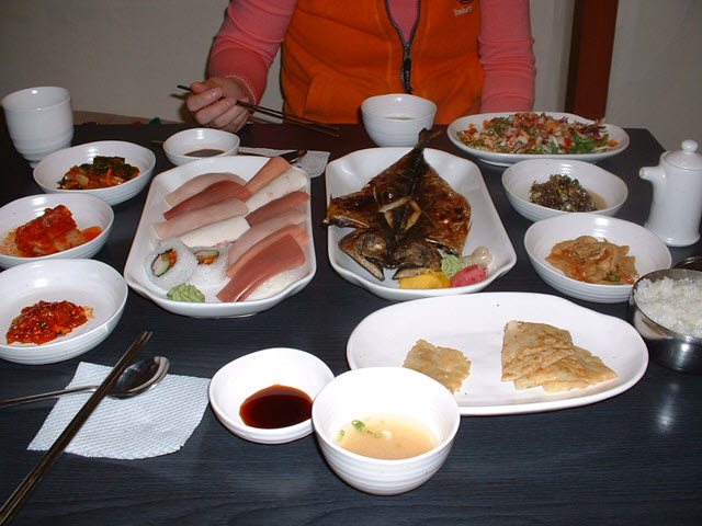 首爾明洞日式餐館 壽司、燒魚午餐