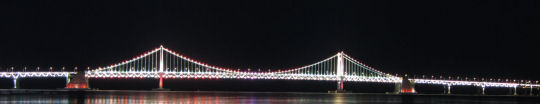釜山廣安大橋晚上燈飾