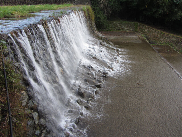 下呂雨情公園 溪流、瀑布