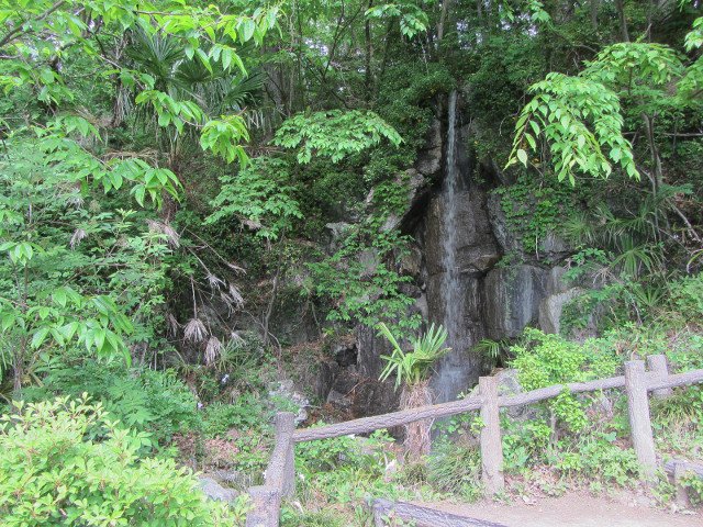 埼玉縣．羊山公園 牧水之滝 