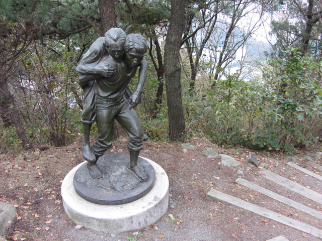韓國釜山天魔山山頂 - 天魔山雕像公園