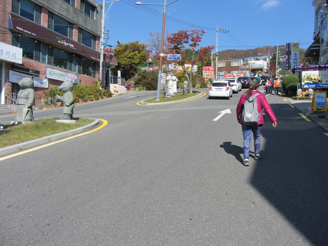 韓國大邱 八公山風景區市中心 往纜車站陡斜馬路