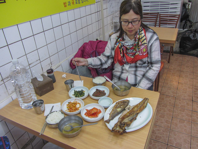 首爾東大門 烤魚胡同 午餐