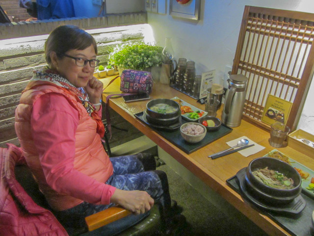 首爾明洞 Wons Ville 飯店附近餐館 韓式湯飯晚餐