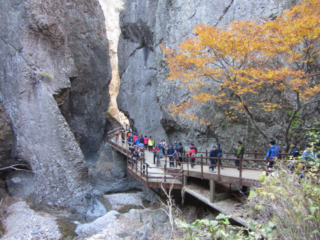 韓國周王山國立公園 第1瀑布 龍湫瀑布 (용추폭포 Yongchu Falls)