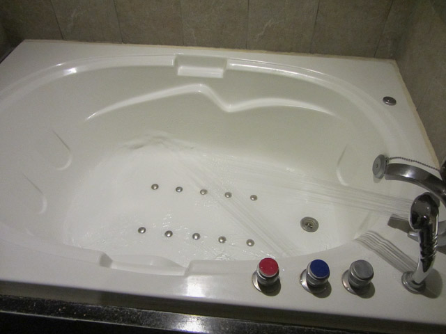 榮州酒店 (영주호텔 Yeongju Hotel)浴室 水療浴缸
