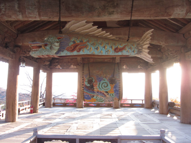 榮州浮石寺 梵鐘樓 (범종루) 摩羯魚、太鼓