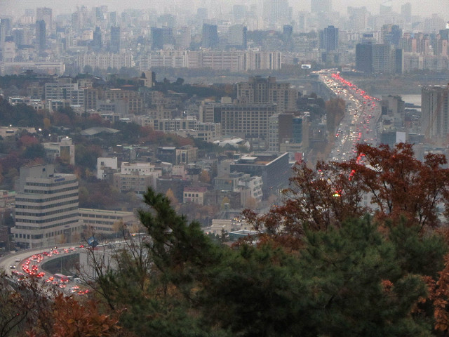 首爾南山公園 南山南側循環路 俯瞰首爾市
