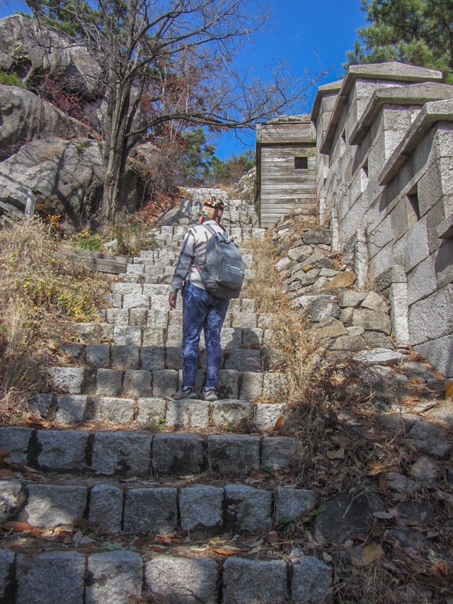 首爾城郭 北岳山段 馬岩 (말바위 Malbawi Rock) 