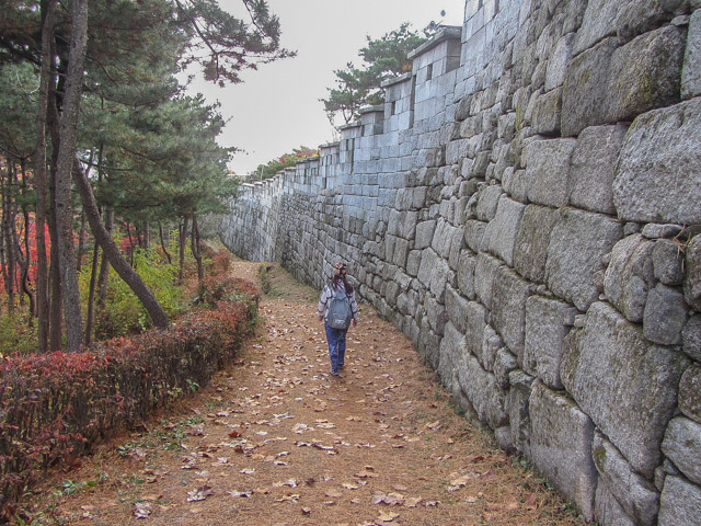 首爾城郭路北岳山段 馬岩(말바위)徒步至臥龍公園 (와룡공원 Waryong Park)