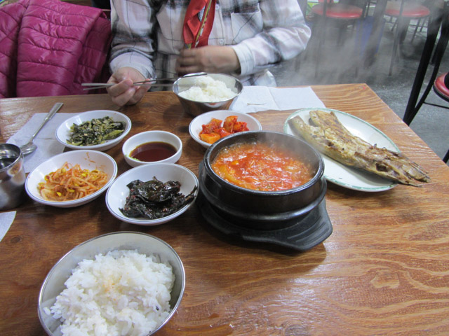 首爾東大門 烤魚胡同 晚餐