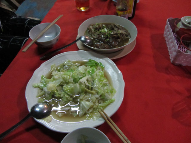 泰國美塞縣Huai Khrai (ตำบล ห้วยไคร้) 麵館晚餐