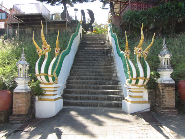 泰國美塞鎮 泰國、緬甸邊境 巨蠍廟