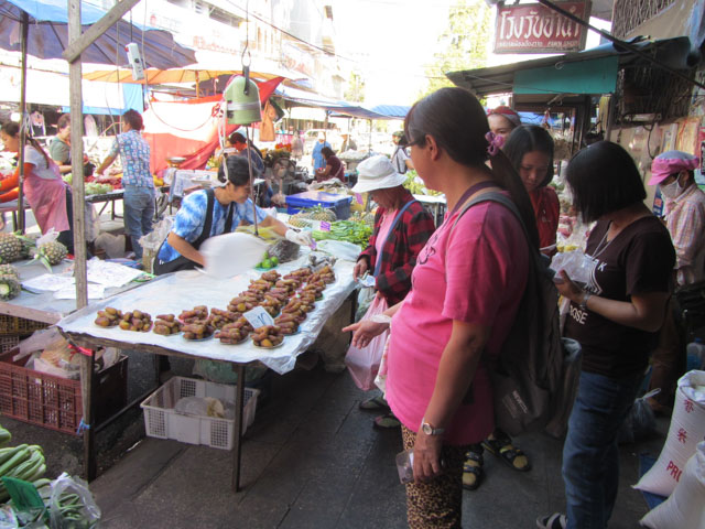 泰國清萊中央街市 熟食攤販
