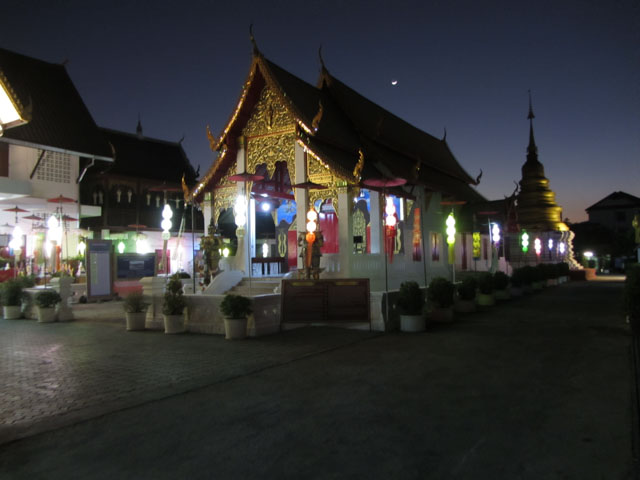泰國清邁舊城區晚上