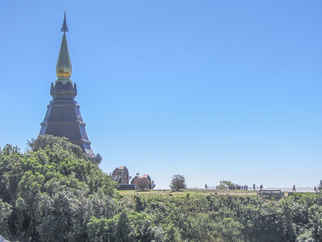 泰國 茵他儂國家公園 (Doi Inthanon National Park) - 國王塔(Naphamethanidon Pagoda)