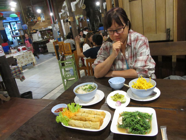 泰國 拜縣 (Pai) 拜縣步行街 幸運飯店 (Duang Restaurant) 晚餐