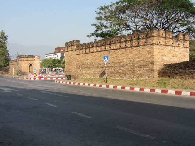 泰國 清邁舊城北門 Chang Phuak Gate (The Elephant Gate) 昌卜門