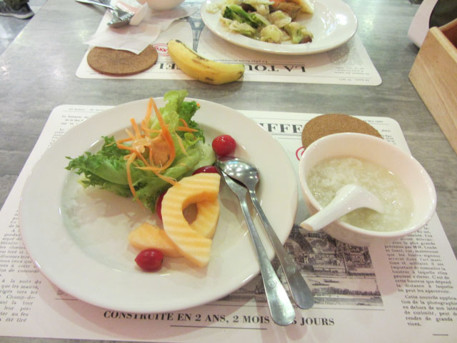 泰國清萊市 Hi 清萊飯店餐廳自助早餐