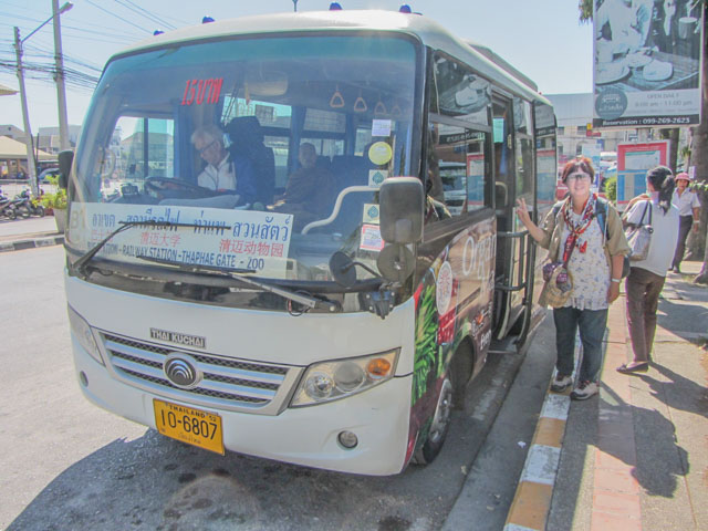 泰國清邁 Arcade Bus Station 往 塔佩門巴士站