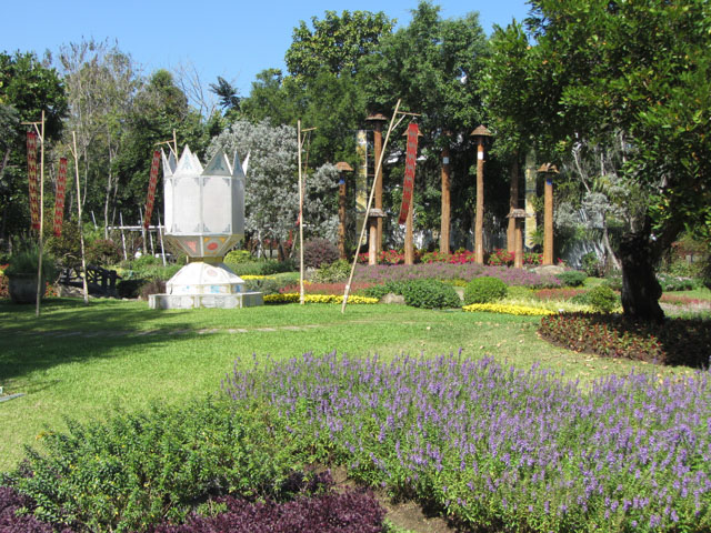 泰國清邁拉查帕皇家花園(Royal Park Rajapruek) 內的你好花園 (Sawasdee Garden)