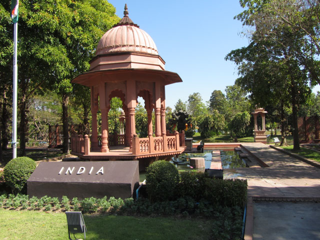 泰國清邁拉查帕皇家花園(Royal Park Rajapruek)內的印度花園 (India Garden)
