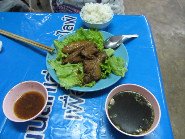 泰國清邁古城內 食物素質極差的餐館
