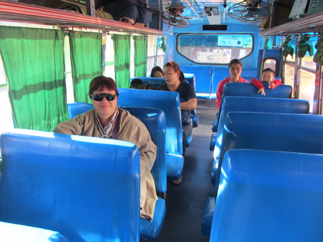 泰國清邁 昌普阿長途汽車站(Chang Puak Bus Station) 乘巴士往 CHOM THONG