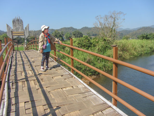 泰國 湄宏順 (Mae Hong Son) Su Tong Pae Bridge (Su Tong Pae 竹橋)  Sa Nga河