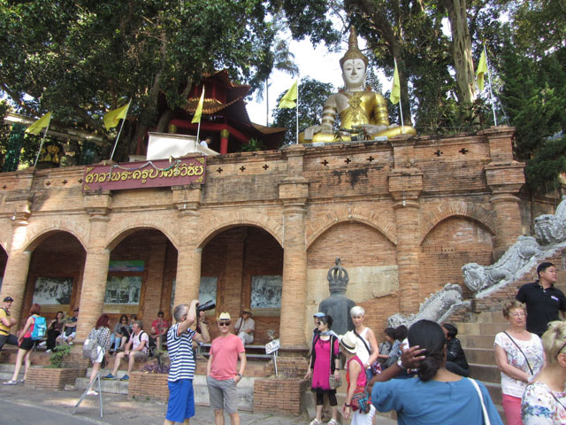 泰國 清邁 素帖寺 (Wat Phra That Doi Suthep) 入口
