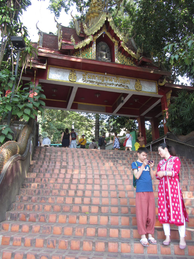 泰國 清邁 素帖寺 (Wat Phra That Doi Suthep) 登山口