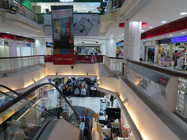 TUKCOM Shopping Plaza Khonkaen 購物中心