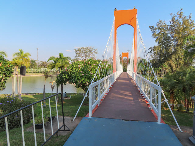烏隆市 Nong Prajak Park