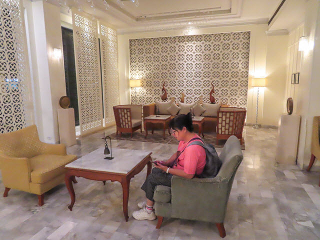 穆達漢 (Mukdahan) 普洛伊宮飯店 (Ploy Palace Hotel) 服務大堂