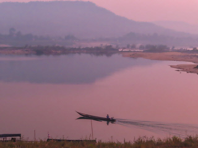 Khong Chiam 湄公河大清早景色