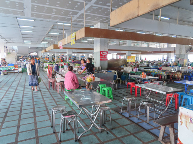 烏汶 Ubon Ratchathani Talad Yai Market 市場