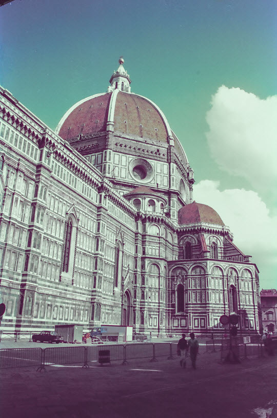 佛羅倫斯主教座堂 (Florence Cathedral) 著名的八角形圓頂 (穹頂)